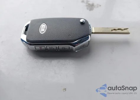 2020 Kia Soul Lx z USA, uszkodzony, nr VIN KNDJ23AU2L7100842